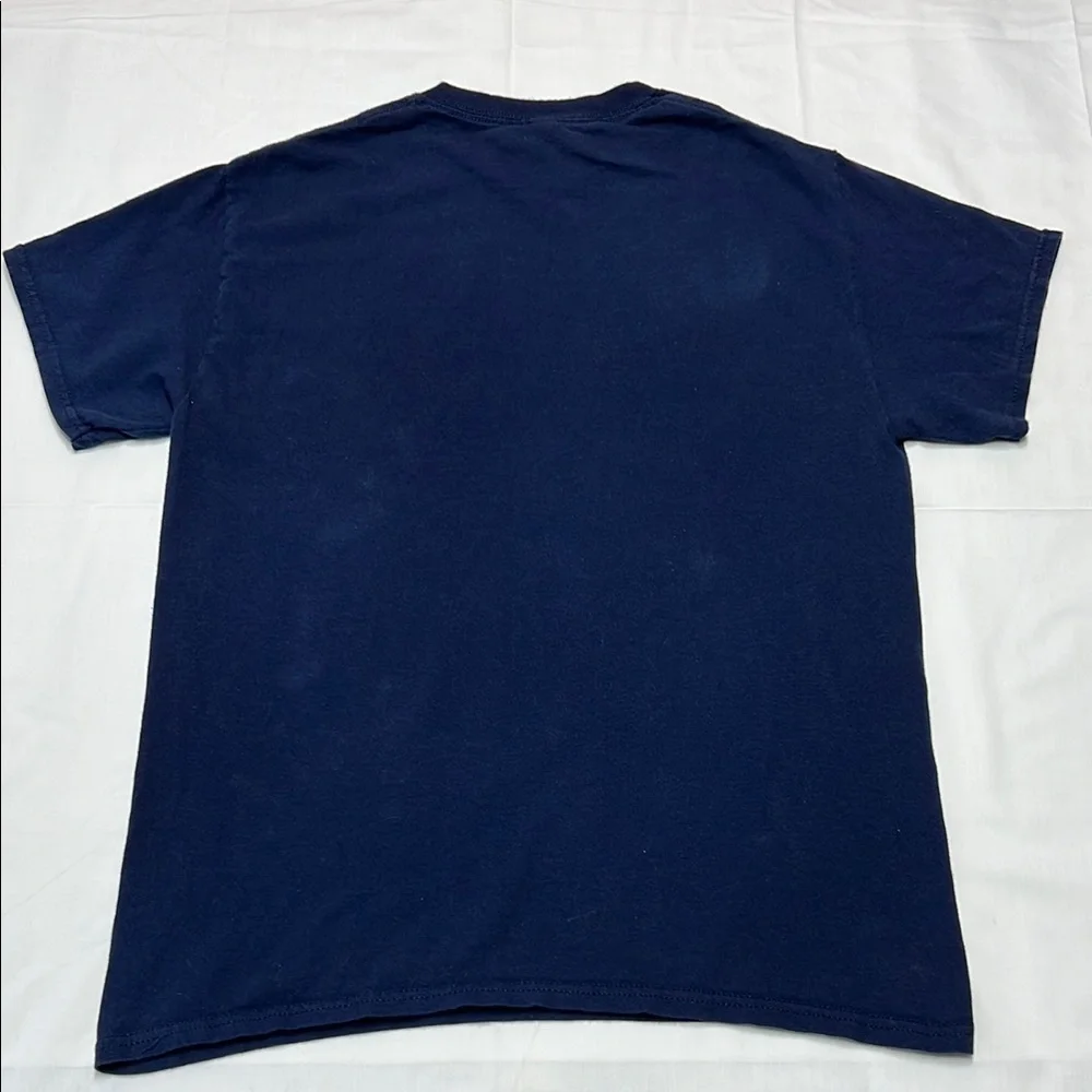 Gildan heavy cotton Wolfpack howl blue size medium short sleeve graphic tee - Picture 11 of 16